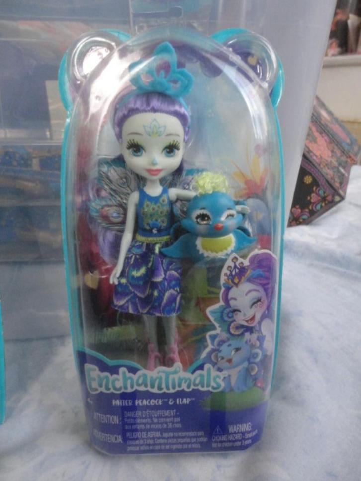 Enchantimal café en popjes, Kinderen en Baby's, Speelgoed | Poppenhuizen, Zo goed als nieuw, Poppenhuispop, Ophalen of Verzenden