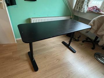 IKEA Bekant Bureau - Verstelbaar - afbeelding 1