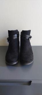 Luftpolster enkellaarsjes maat 37, Kleding | Dames, Schoenen, Ophalen of Verzenden, Zo goed als nieuw, Zwart