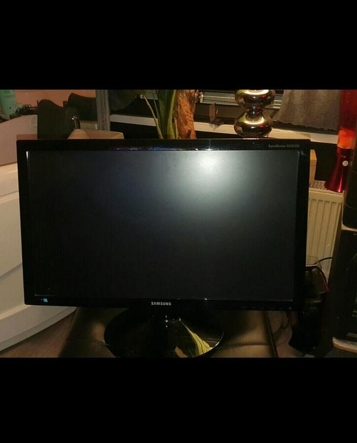 Samsung Syncmaster S24B300B Zwart & een scherm Packard Bell, Computers en Software, Monitoren, Gebruikt, 60 Hz of minder, TN, Full HD