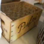 Brocante oud houten kistje met 24 glazen flesjes / Pufri, Ophalen