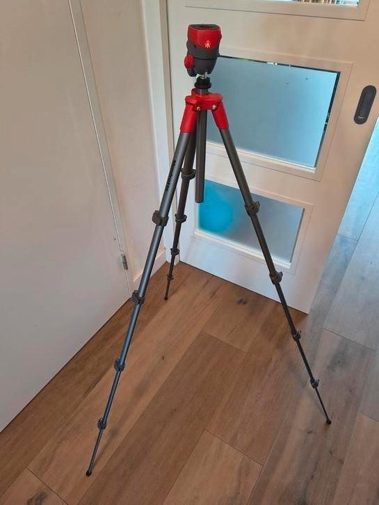 Manfrotto MKCOMPACTACN-RD, Audio, Tv en Foto, Fotografie | Statieven en Balhoofden, Zo goed als nieuw, Driepoot, Ophalen of Verzenden