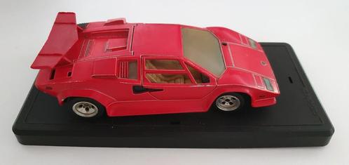 Modelauto rode Lamborghini Countach 5000, Hobby en Vrije tijd, Modelauto's | 1:50, Zo goed als nieuw, Auto, Overige merken, Ophalen of Verzenden