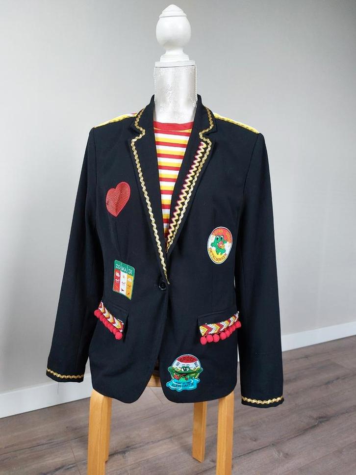 Oeteldonk jasje maat M, Kleding | Dames, Carnavalskleding en Feestkleding, Zo goed als nieuw, Kleding, Carnaval, Maat 38/40 (M)