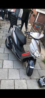 .yamaha jog r 2005, Fietsen en Brommers, Scooters | Yamaha, Ophalen of Verzenden, Zo goed als nieuw, Tweetakt, JogR of RR