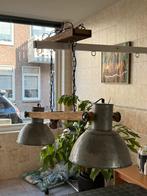 Industriële Hanglamp met 2 Lampen, Ophalen, 50 tot 75 cm, Zo goed als nieuw, Metaal