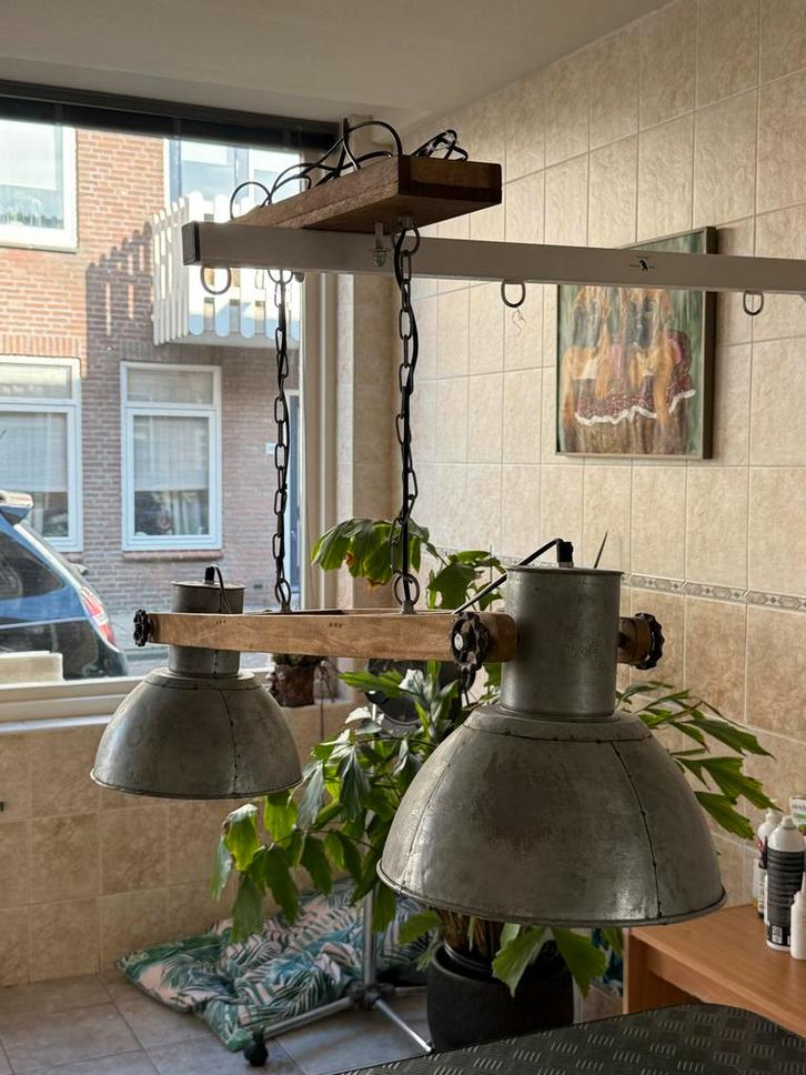 Industriële Hanglamp met 2 Lampen, Huis en Inrichting, Lampen | Hanglampen, Zo goed als nieuw, 50 tot 75 cm, Metaal, Ophalen