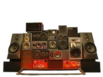 DJ meubel te huur vintage speakers wall of sound