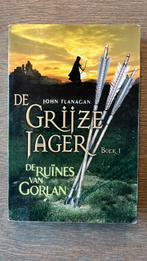 De grijze jager boek 1 John Flanagan de ruines van gorlan, Ophalen of Verzenden, Zo goed als nieuw