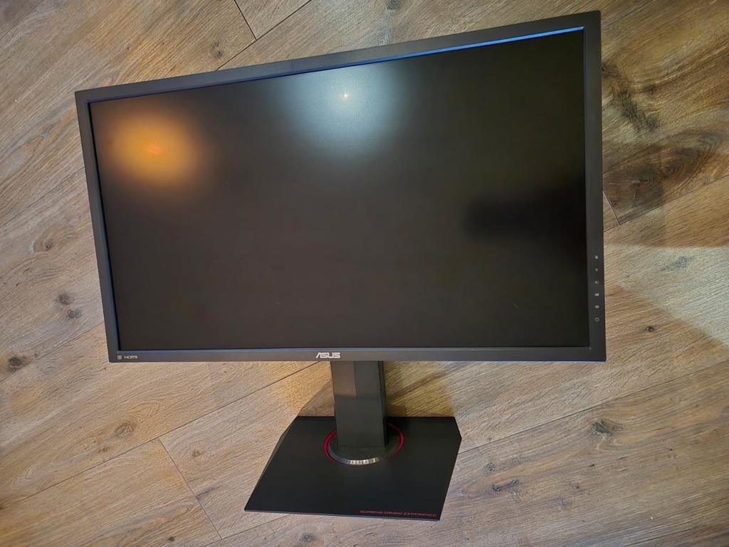 ASUS MG28U 28" 4K Gaming Monitor - Zo goed als nieuw!, Computers en Software, Monitoren, Hoofdtelefoonaansluiting, 1 tot 2 ms
