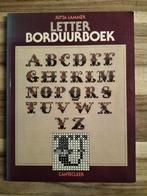 Jutta Lammèr - Letter Borduurboek, Boeken, Gelezen, Ophalen of Verzenden, Jutta Lammèr, Borduren en Naaien