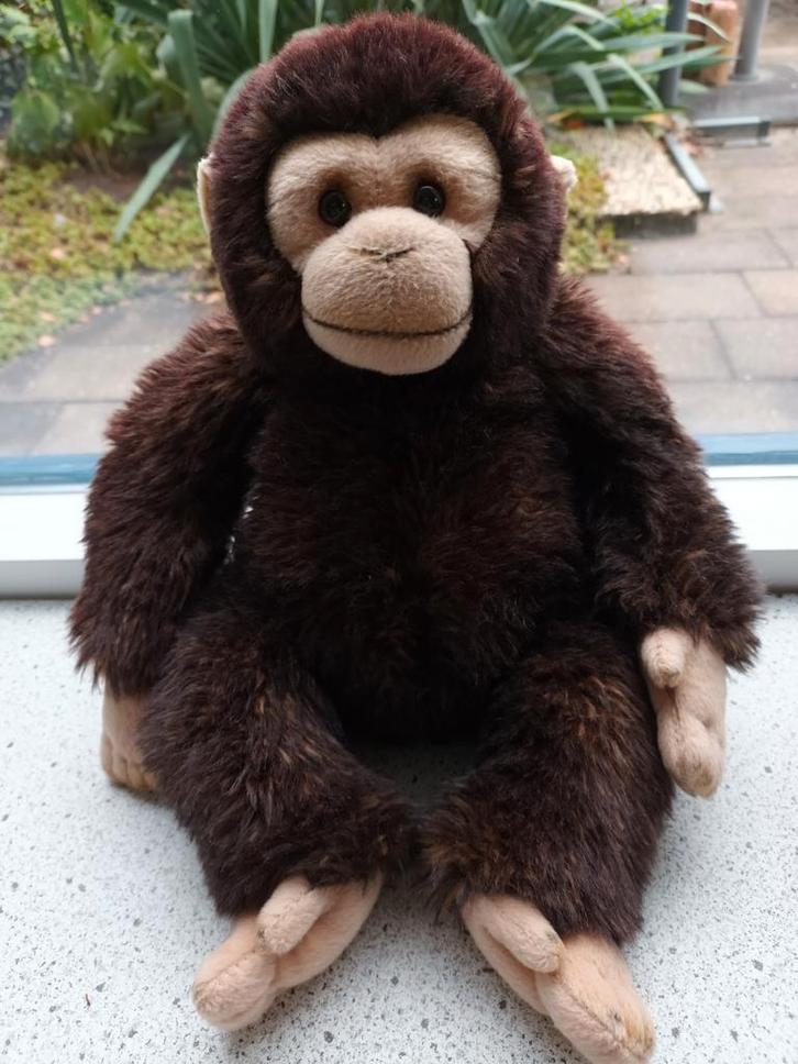 Aap Chimpansee merk Living Nature meet ca 38 cm, Kinderen en Baby's, Speelgoed | Knuffels en Pluche, Zo goed als nieuw, Overige typen