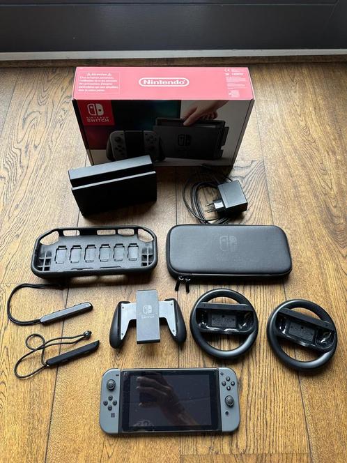 Nitendo Swirtch met 3 spellen, Spelcomputers en Games, Spelcomputers | Nintendo Switch, Gebruikt, Switch Original, Met 2 controllers