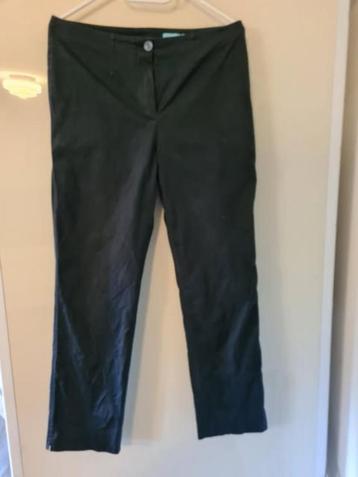 Riani donkerblauwe pantalon beschikbaar voor biedingen