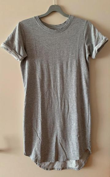 Grijze Jurk Maat S beschikbaar voor biedingen