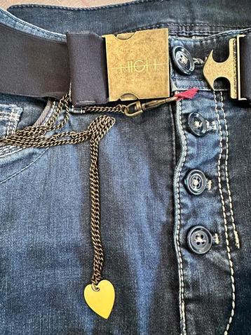 HIGH USE jeans model VESPA, maat D42 beschikbaar voor biedingen