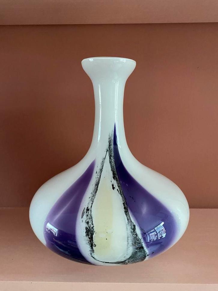 Vintage Hans Jurgen Richartz Vaas, Huis en Inrichting, Woonaccessoires | Vazen, Zo goed als nieuw, Wit, 50 tot 75 cm, Glas, Ophalen