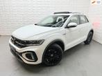 Volkswagen T-Roc 1.5 TSI 3x R Line PANO VIRTUAL CAM ACC IQ, 1258 kg, Zwart, 4 cilinders, 150 pk