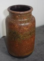 Bruine vaas, Huis en Inrichting, Woonaccessoires | Vazen, Ophalen, Steen, Gebruikt, Overige kleuren