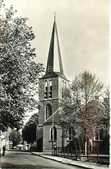 (387-101-037) Lunteren Kerk beschikbaar voor biedingen