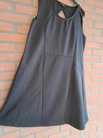 Zwarte mouwloze jurk van MS Mode. Maat 48. beschikbaar voor biedingen