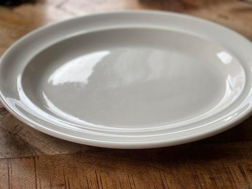 Wedgwood Queensware Traditional Serveerschalen – 36 x 29 cm, Huis en Inrichting, Keuken | Servies, Zo goed als nieuw, Schaal of Schalen