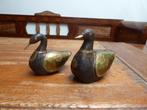 2 houten eendjes, vogels met messing, India