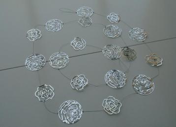 GUIRLANDE RAAM DECORATIE ZILVER 2 MTR Nieuw beschikbaar voor biedingen