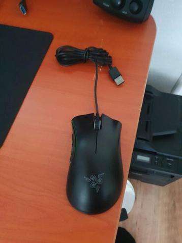 Razer deathadder essential gaming muis beschikbaar voor biedingen