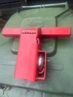 Slot voor op de trekhaak, Ophalen, Zo goed als nieuw