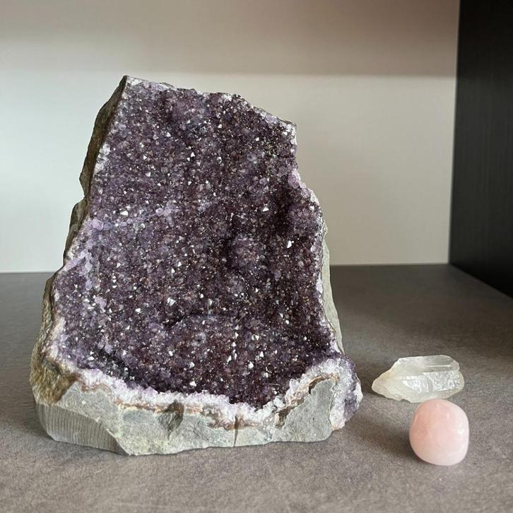 Amethist standvlakken, Verzamelen, Mineralen en Fossielen, Mineraal, Ophalen of Verzenden