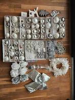 Kerstballen en spullen zilver en wit. ALLES IN 1 KOOP, Diversen, Kerst, Ophalen