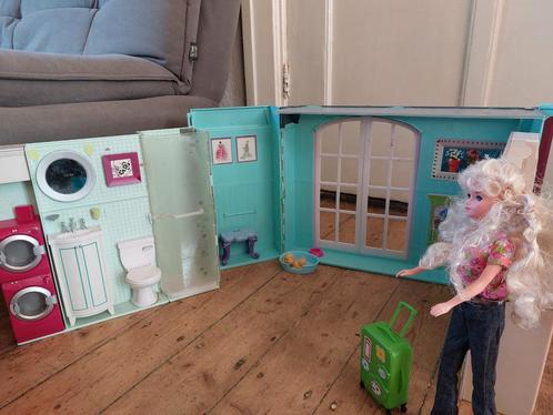 Barbie my house inklapbaar, keuken douche, fiets, Kinderen en Baby's, Speelgoed | Poppenhuizen, Ophalen of Verzenden