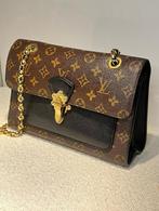 LOUIS VUITTON MONOGRAM Victoire - MET NPC TAG!, Sieraden, Tassen en Uiterlijk, Tassen | Damestassen, Verzenden, Zo goed als nieuw