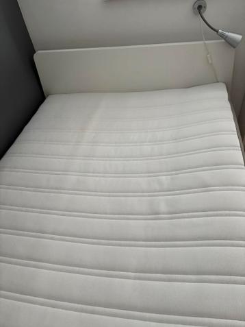 Te koop aangeboden tweepersoonsbed - afbeelding 2