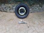 Reservewiel + krik Mercedes E klasse, Auto-onderdelen, Ophalen, Gebruikt, Banden en Velgen, 17 inch