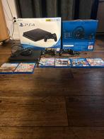 PS4 met 2 controllers, stuur, pedalen en 6 games, Ophalen, Gebruikt, Met 2 controllers, Met games