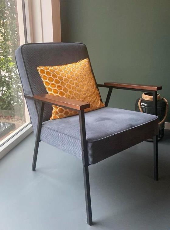 Woood Sally fauteuil/ stoel staalblauw, Huis en Inrichting, Fauteuils, Zo goed als nieuw, Stof, 50 tot 75 cm, Minder dan 75 cm