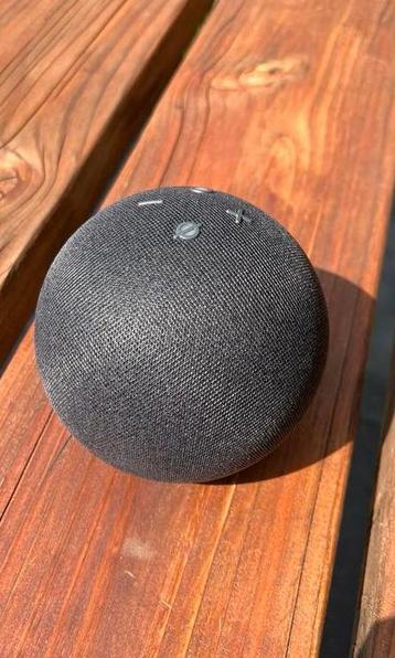 Echo Dot 5 – Nieuwstaat | Slimme speaker met Alexa beschikbaar voor biedingen