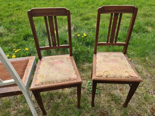 Eetkamerstoelen oud = 4 stoel van hout €5ps, Antiek en Kunst, Antiek | Meubels | Stoelen en Banken, Ophalen