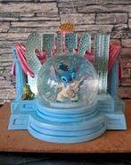 Disney Lilo & Stitch Elvis Stitch Snow Globe, Ophalen, Overige figuren, Zo goed als nieuw, Beeldje of Figuurtje