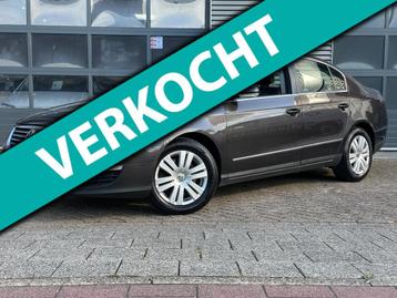 Volkswagen Passat 2.0 FSI Highline | CRUISECR | Airco | PDC  beschikbaar voor biedingen