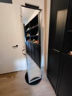 Draaibare planken kast met spiegel en hakjes rondom, Huis en Inrichting, Kasten | Boekenkasten, Ophalen, Minder dan 50 cm, Gebruikt