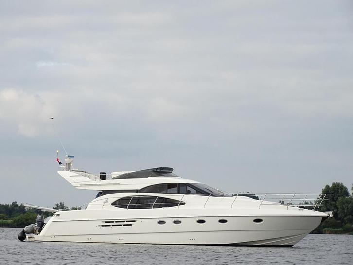 Azimut 52 Flybridge, Watersport en Boten, Motorboten en Motorjachten, Gebruikt, Polyester, 12 meter of meer, Diesel, Binnenboordmotor