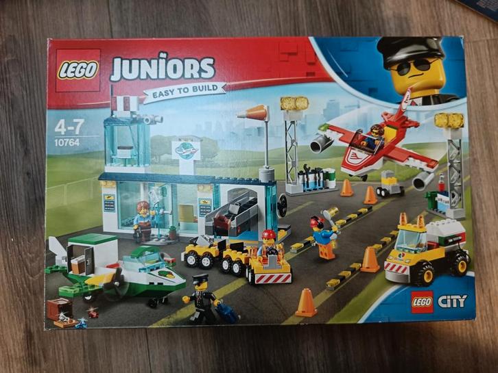 Lego Juniors City Luchthaven 10764, Kinderen en Baby's, Speelgoed | Duplo en Lego, Gebruikt, Lego, Complete set, Ophalen of Verzenden