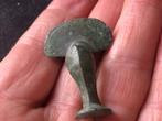 Bodemvondst romeinse FIBULA intact origineel TOP exemplaar !, Ophalen, Gebruikt
