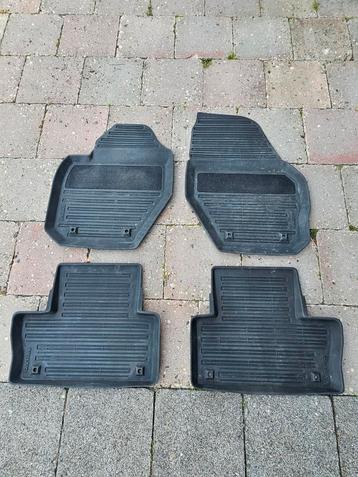 Originele Volvo Rubber automatten XC 60 beschikbaar voor biedingen