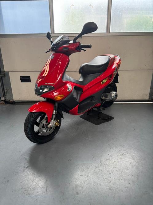 Gilera Runner DD Poggiali Editie 50cc 2t, Fietsen en Brommers, Scooters | Piaggio, Gebruikt, Overige modellen, Maximaal 45 km/u