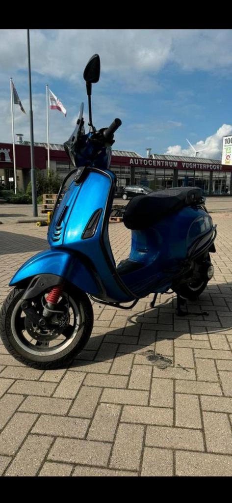 Vespa sprint met gts 300 blok (brom), Fietsen en Brommers, Scooters | Vespa, Gebruikt, Overige modellen, Maximaal 45 km/u, Benzine