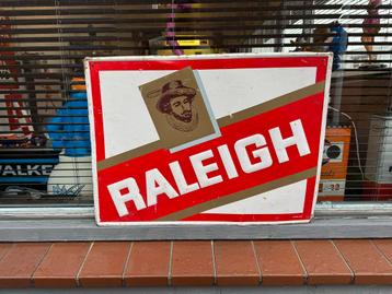 Vintage Raleigh Reclamebord beschikbaar voor biedingen